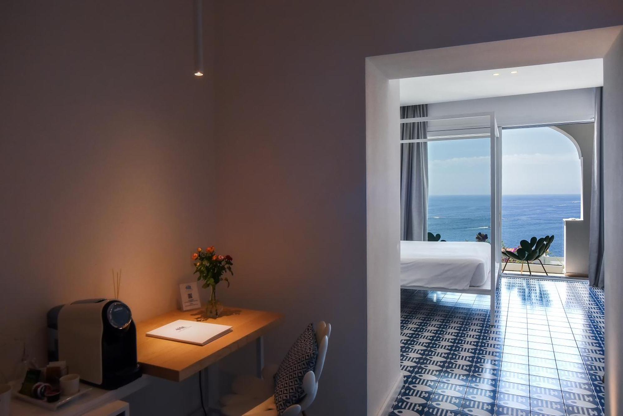 Hotel Montemare Positano Esterno foto