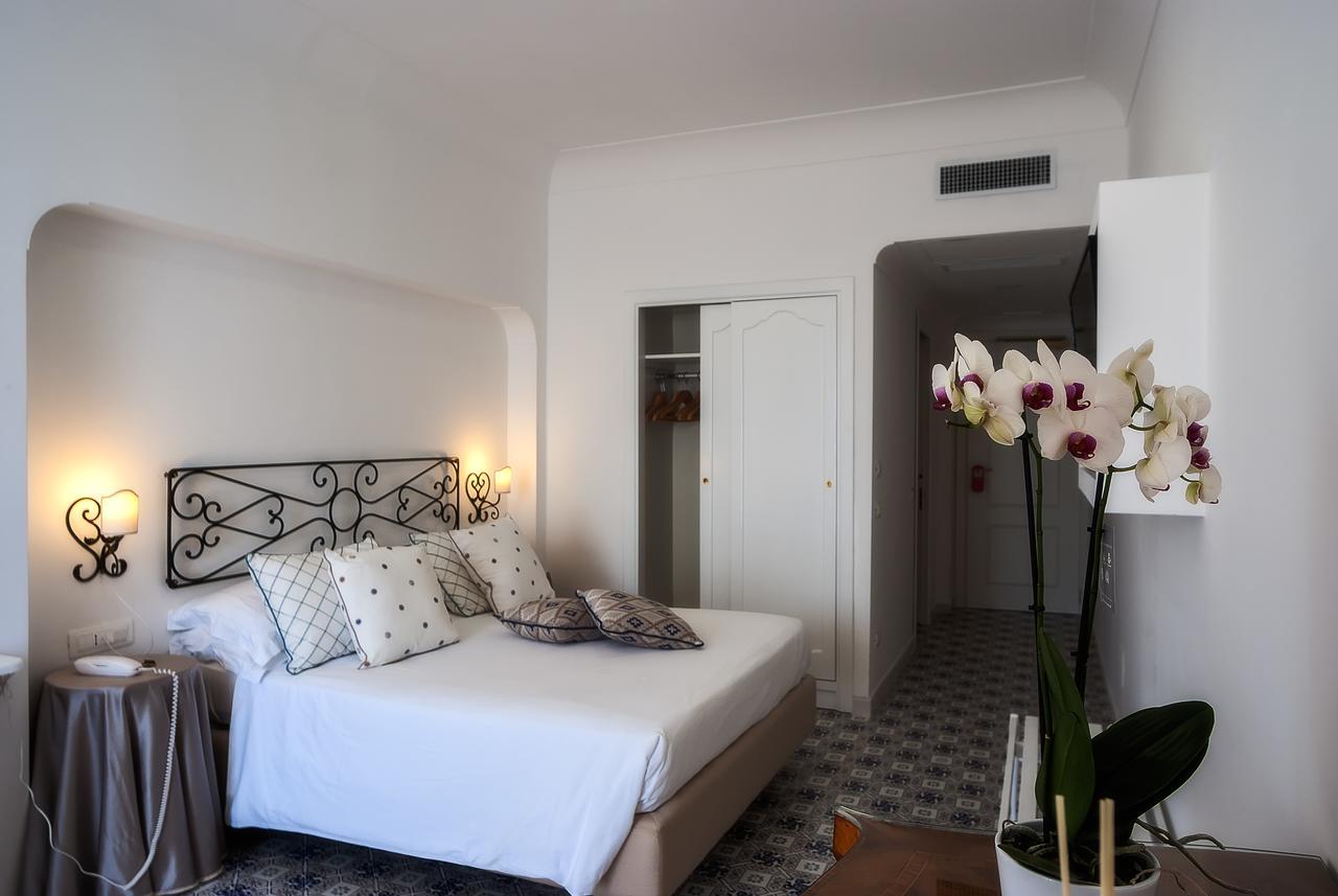 Hotel Montemare Positano Esterno foto